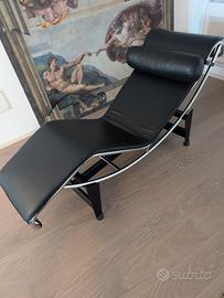 Riproduzione Chaise longue LC4 Le Corbusier