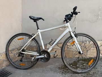 Bicicletta Trek 7.3
