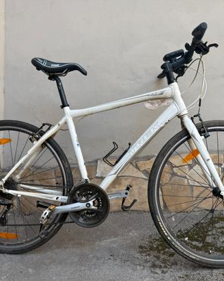 Bicicletta Trek 7.3
