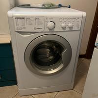 Lavatrice Indesit 9kg 1000giri