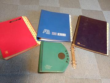 Cartelle alfabetiche e organizer mensile.