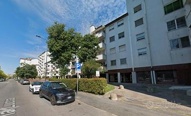 Stanza Singola Bisceglie 500 spese incluse libere