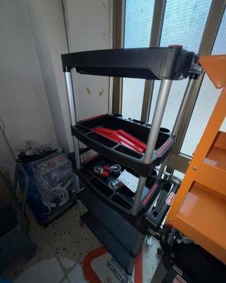 Carrello portautensili