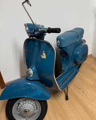 Vespa 125 Et3 blue-jeans del 1976