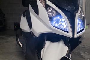 Kymco Downtown 300i