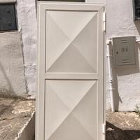 Porta e cancello con zanzariera in ferro