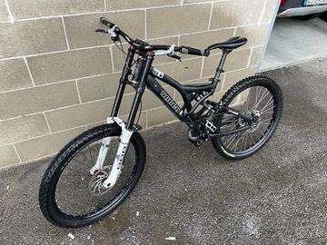 norco six one downhill