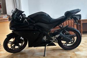 Yamaha YZF - R125