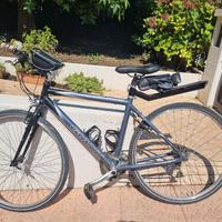bicicletta giant trekking