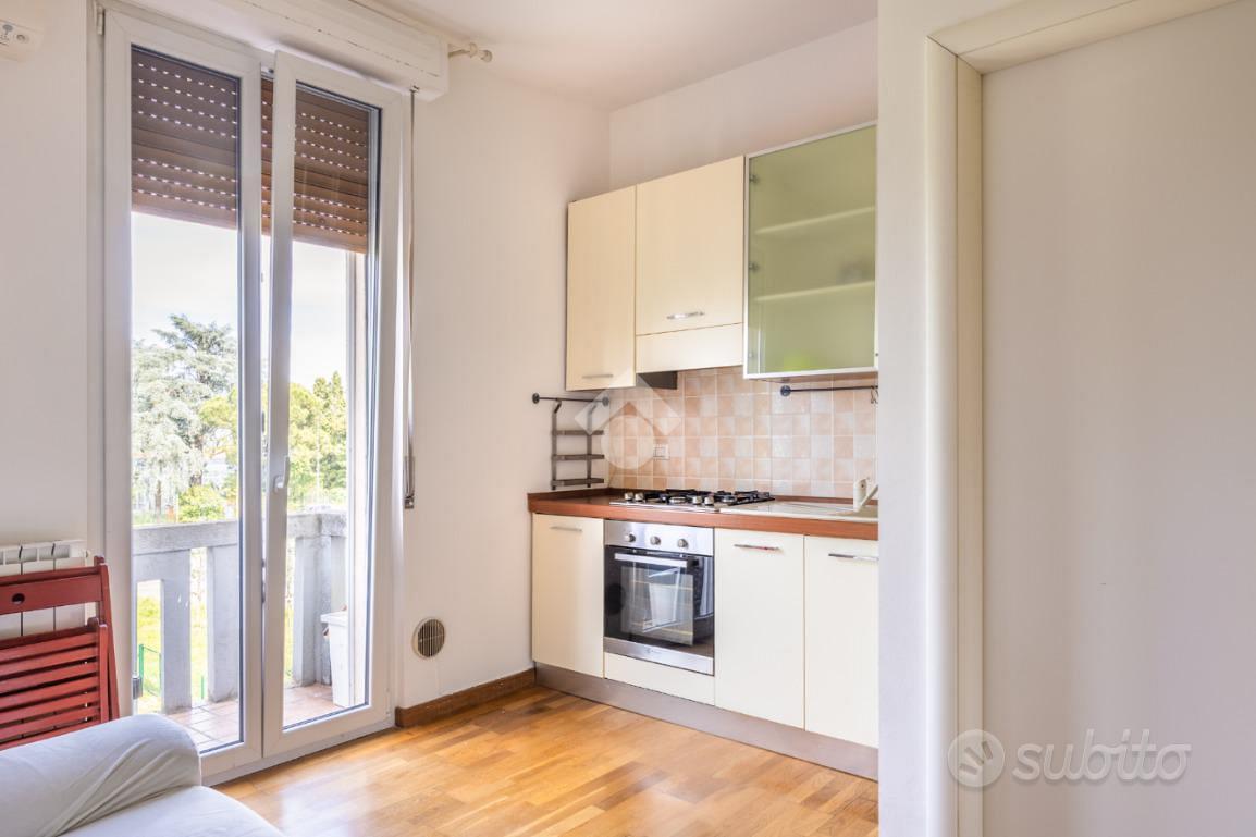2 LOCALI A MILANO - Vista 3