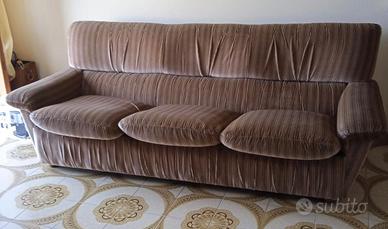 Divano 3 posti con letto singolo