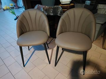coppia sedie in similpelle 