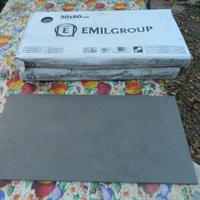 2 pacchi piastrelle Emil brown concrete 30x60