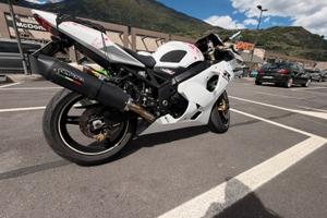 Suzuki Gsx-R 600 k4