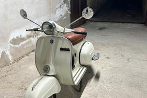 Vespa Chetak bajai