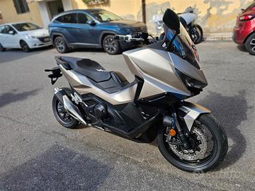 Honda Forza 750 2026