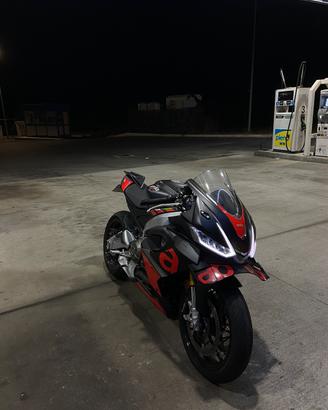 Aprilia rs 660
