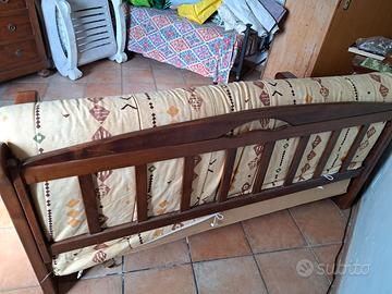 Divano rustico letto 3 posti come nuovo