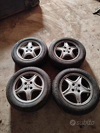 4 cerchioni e 4 gomme