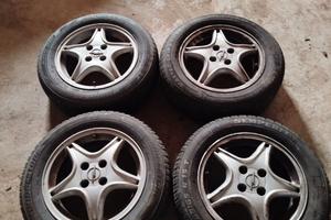 4 cerchioni e 4 gomme