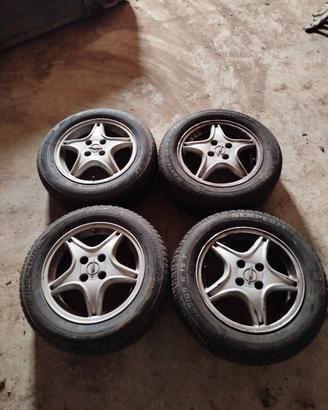 4 cerchioni e 4 gomme