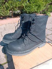 anfibi dockers n36 indossati pochissimo 