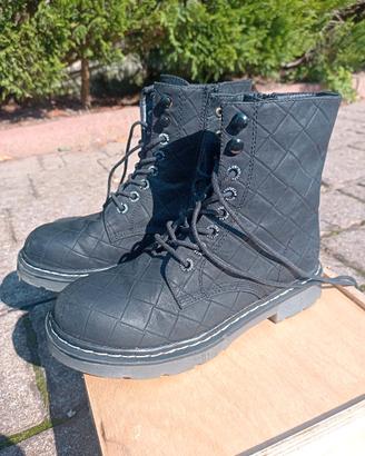 anfibi dockers n36 indossati pochissimo 