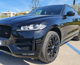 Jaguar F Pace R -Sport