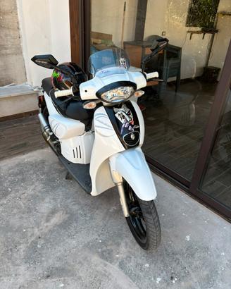 Scarabeo 50