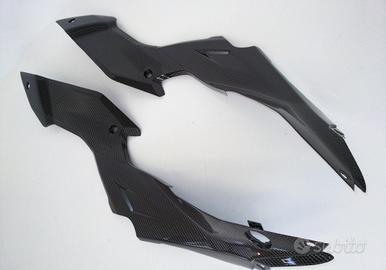 FIANCHETTI SOTTO SERBATOIO CARBONIO STREETFIGHTER 