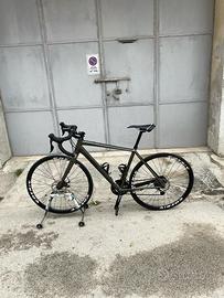 Bici da corsa Cannondale 9 velocita