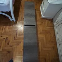 Specchio e mobile bagno