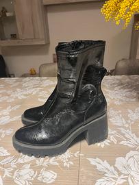 Stivaletti primadonna n 41