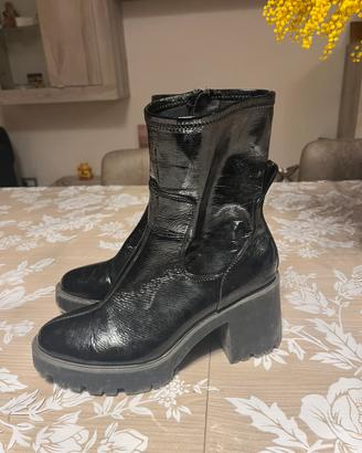 Stivaletti primadonna n 41