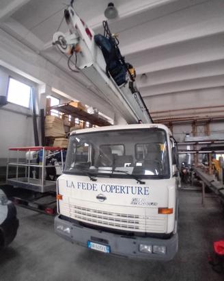 piattaforma aerea / autogrù Cormach Nissan