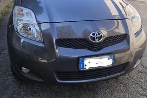 Toyota Yaris 12/2009 1.0 Benzina 