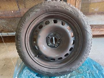 Ruote invernali Goodyear Ultragrip 9  205/55R16