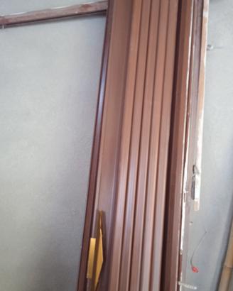 porte a soffietto a 15€ l' una .ritiro a mano.