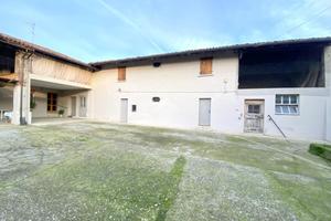 CASA DI CORTE A SAN GERVASIO BRESCIANO