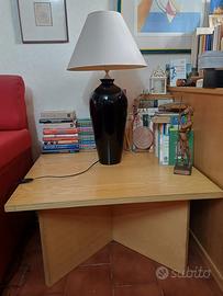 lampada da tavolo nera