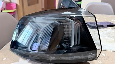 Fanale post. peugeot 5008 led