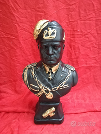 Busto Benito Mussolini con Fez neroro