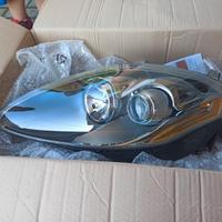 faro sx fiat bravo sfondo argento