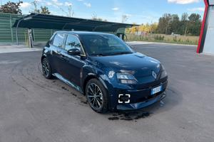 Renault 5 iconic cinq