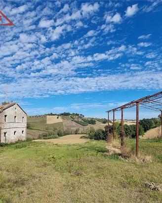 Un sogno che attende di rinascere - Casale a Santa