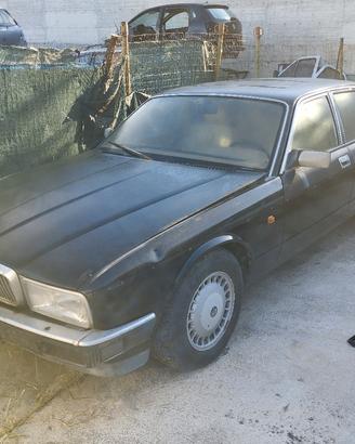 JAGUAR DAIMLER XJ ricambi usati 