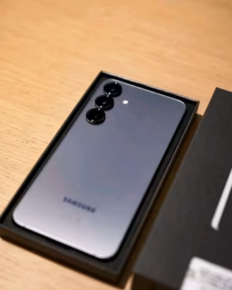 Samsung 25 Plus 256gb Silver