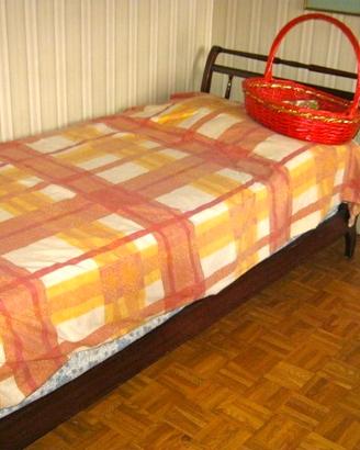 Letto a barca in legno