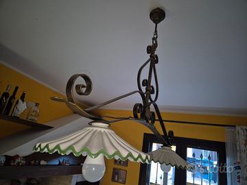 Lampadario  rustico da cucina 