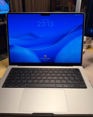Apple MacBook Pro M4 | 16GB RAM - 1TB SSD